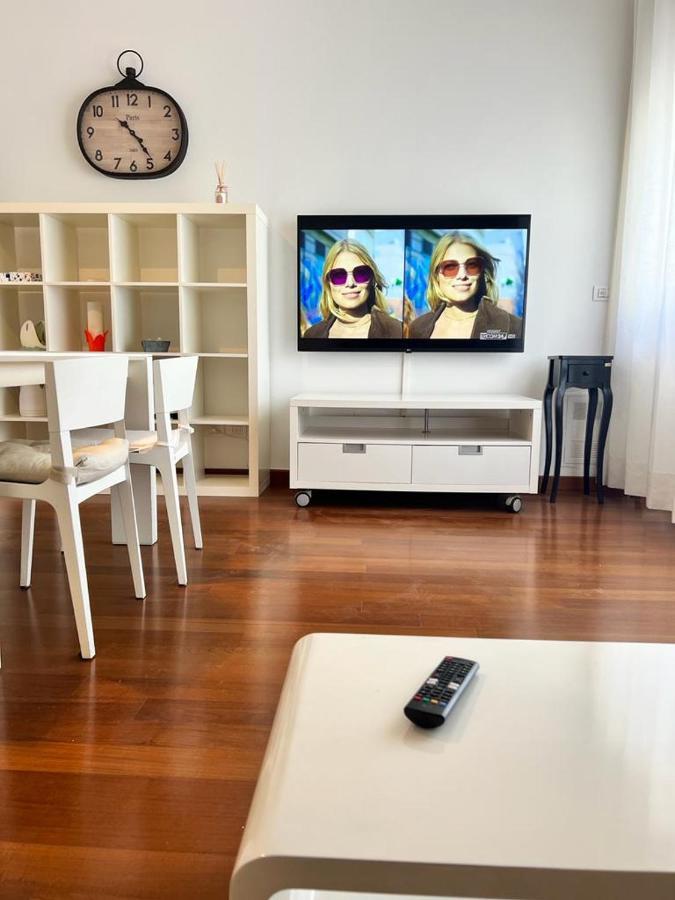 Piazza Italia Luxury Apartment Chianciano Terme Exteriér fotografie